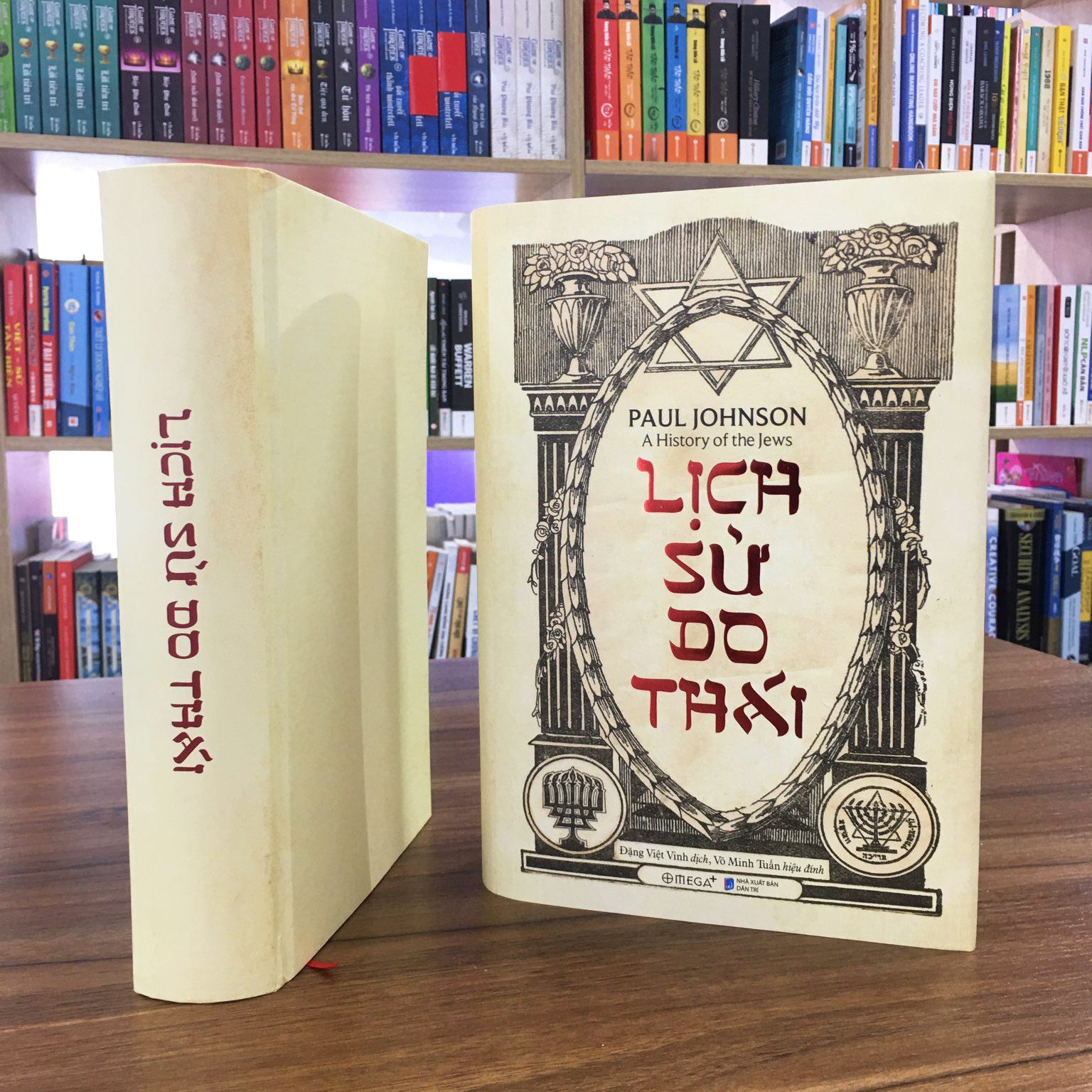 Sach su tai ban sau 10 ngay phat hanh anh 1