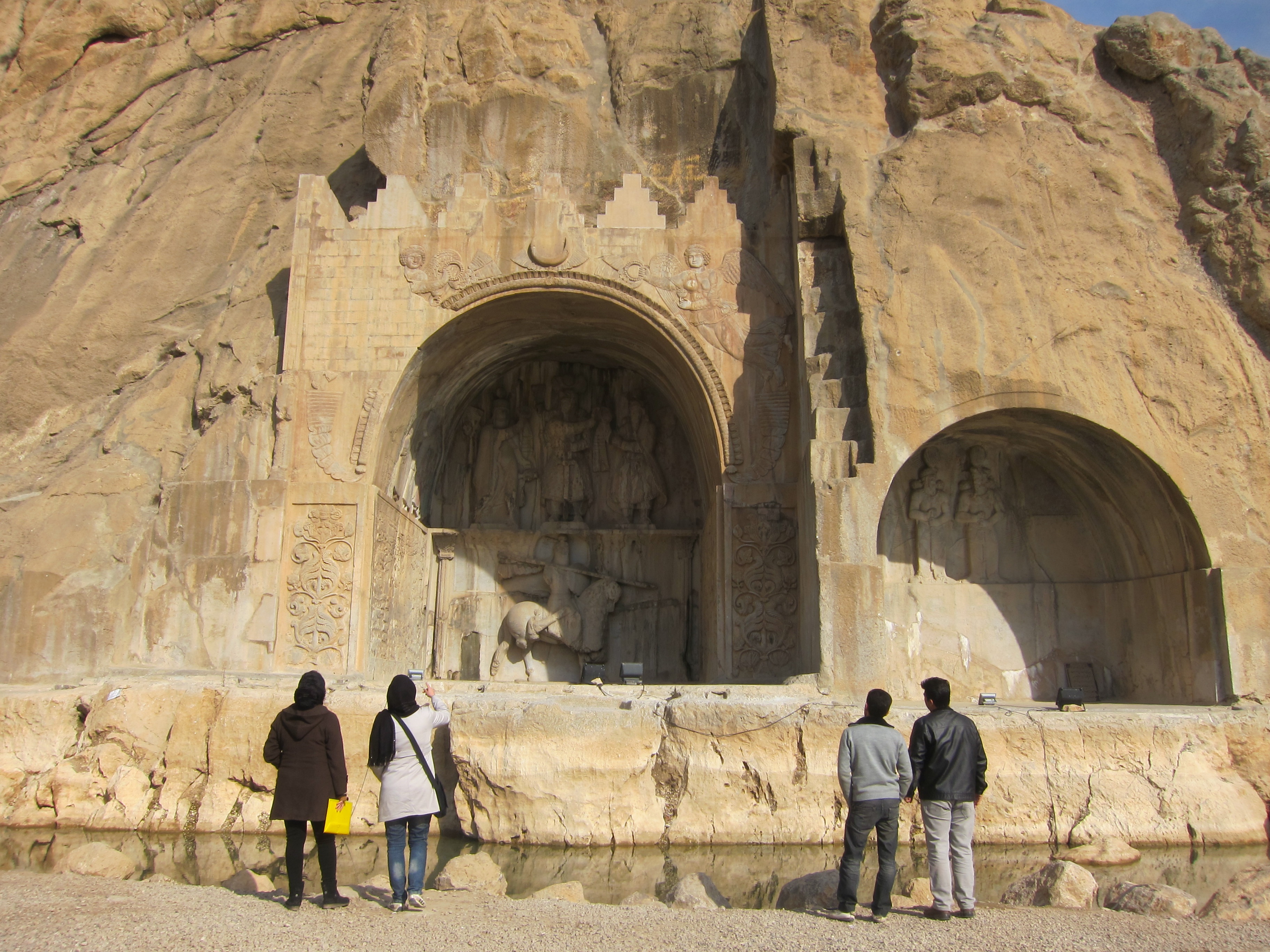 Taq e Bostan anh 1