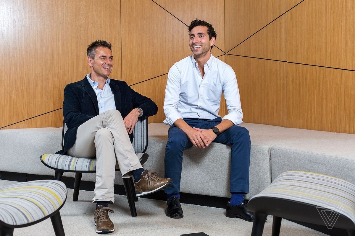 Mang xa hoi thay doi toi truyen thong anh 2