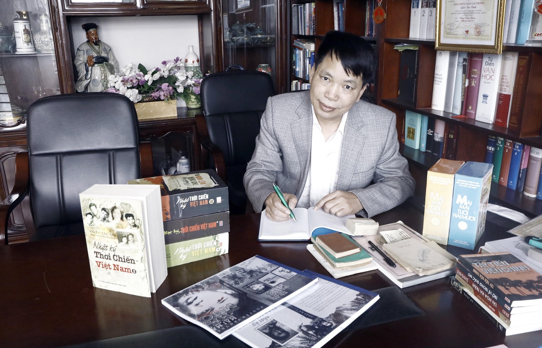 Nhat ky thoi chien Viet Nam anh 3