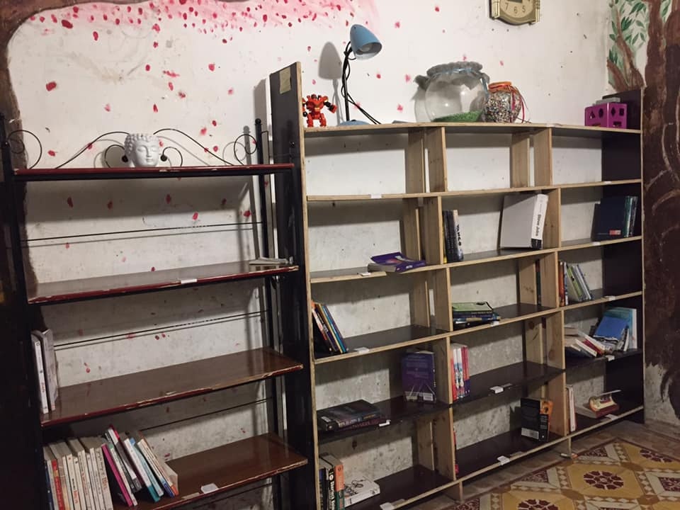 Trom gan 1.000 cuon sach o thu vien Ha Noi khi xa hoi cach ly hinh anh