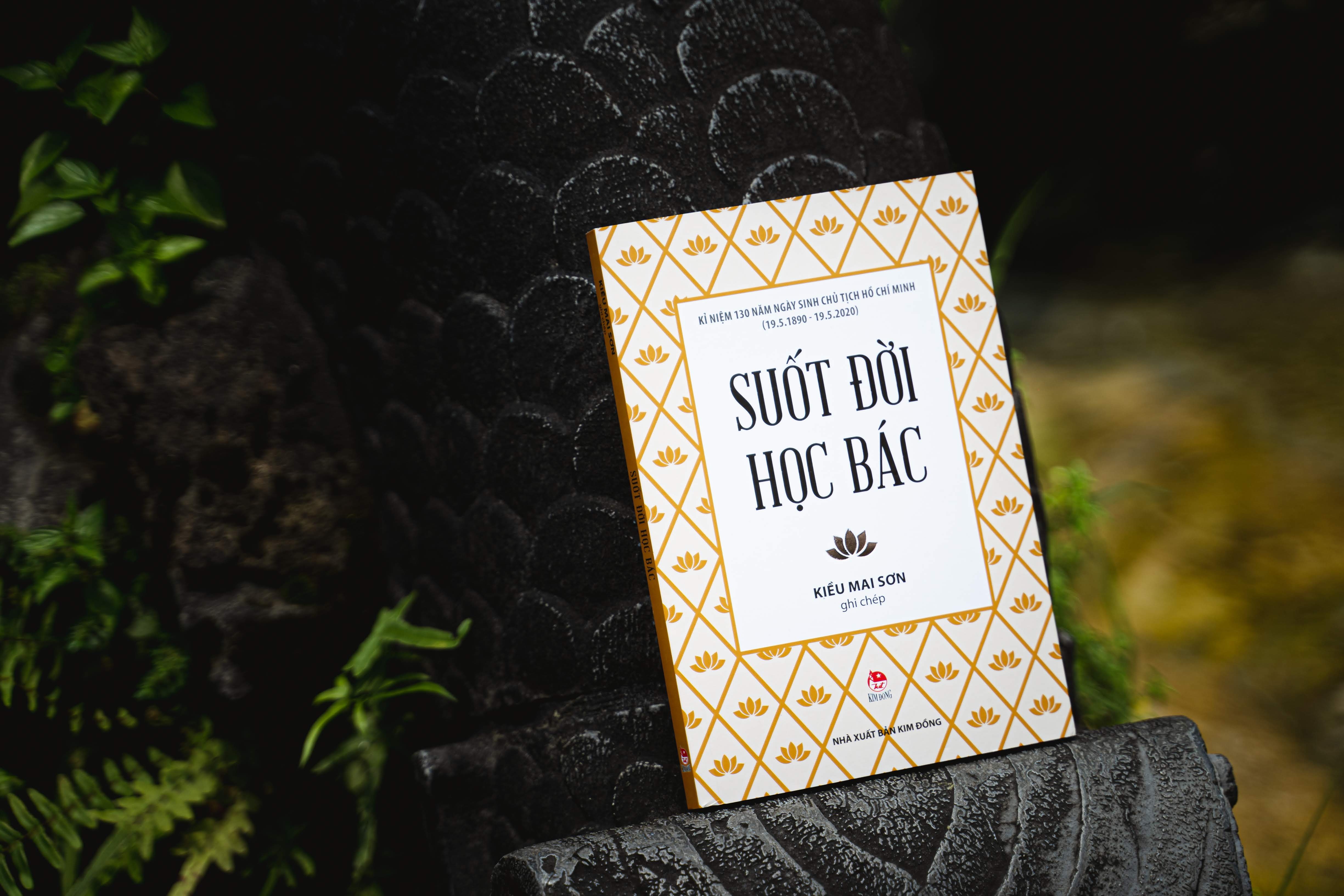 Chiec ao Bac Ho anh 2