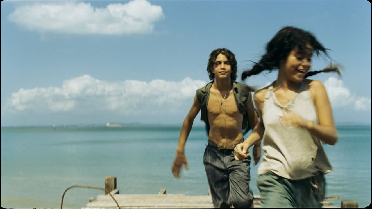 Tuoi tre Brazil lang man va khoc liet trong 'Hao han noi trang cat' hinh anh