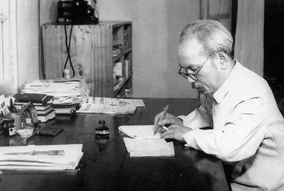 'Su nghiep van hoc cua Bac la ket tinh van hoa dan toc' hinh anh