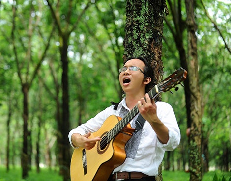 Nhac si khiem thi ke chuyen lay cam tinh cua gia dinh nguoi yeu hinh anh