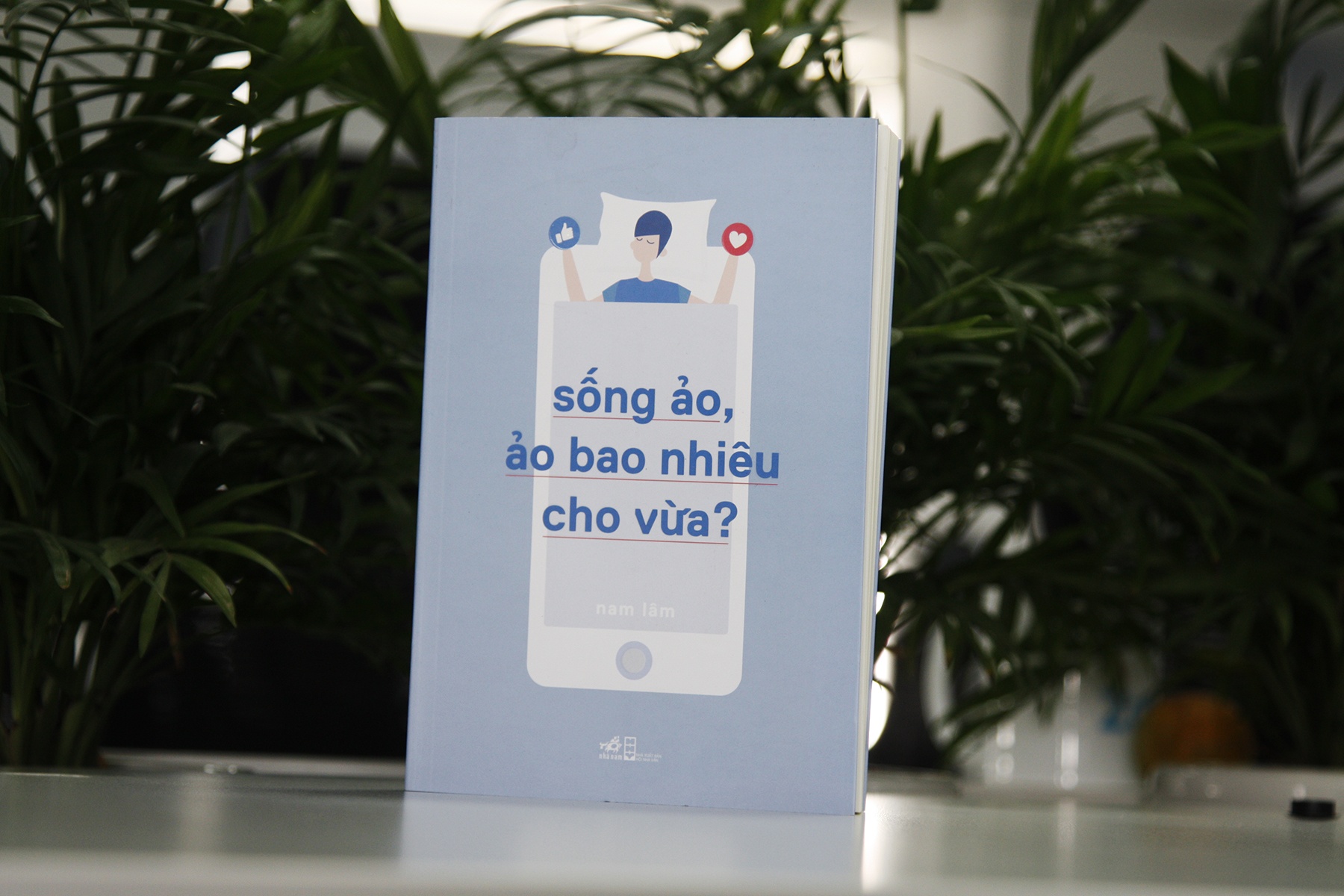 Nguoi tre giua mang xa hoi anh 1