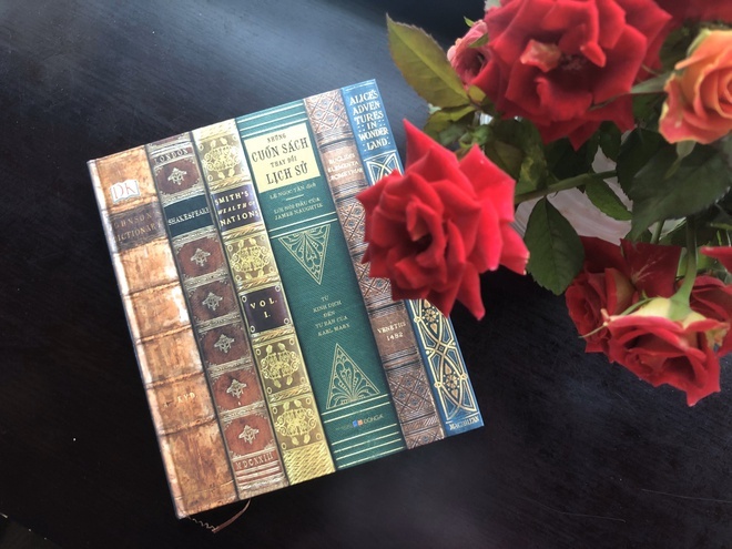 Nhung cuon sach thay doi lich su anh 1
