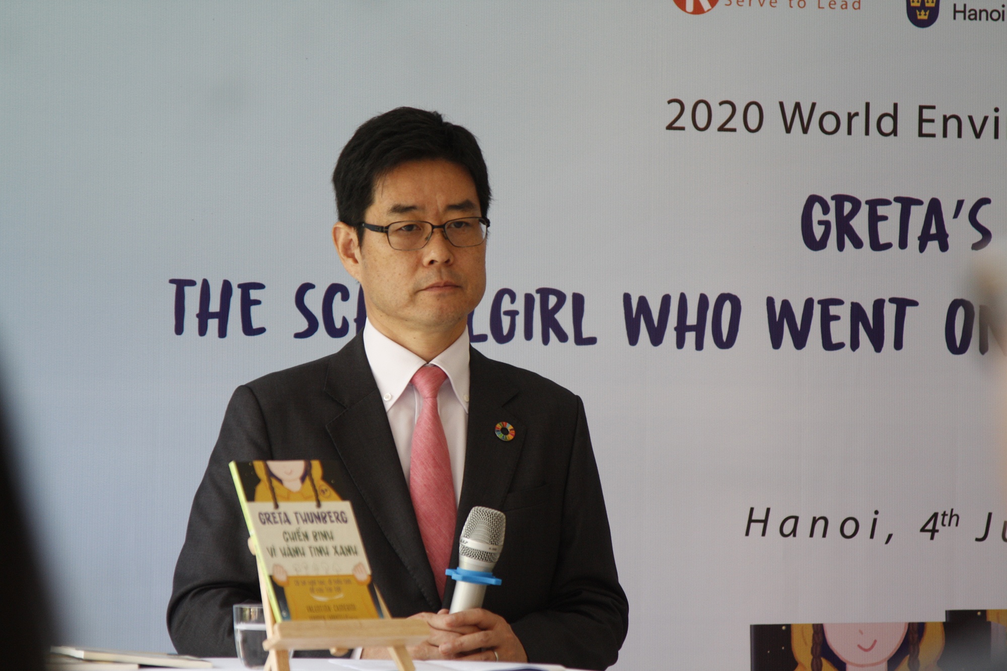 Khung hoang khi hau anh 4