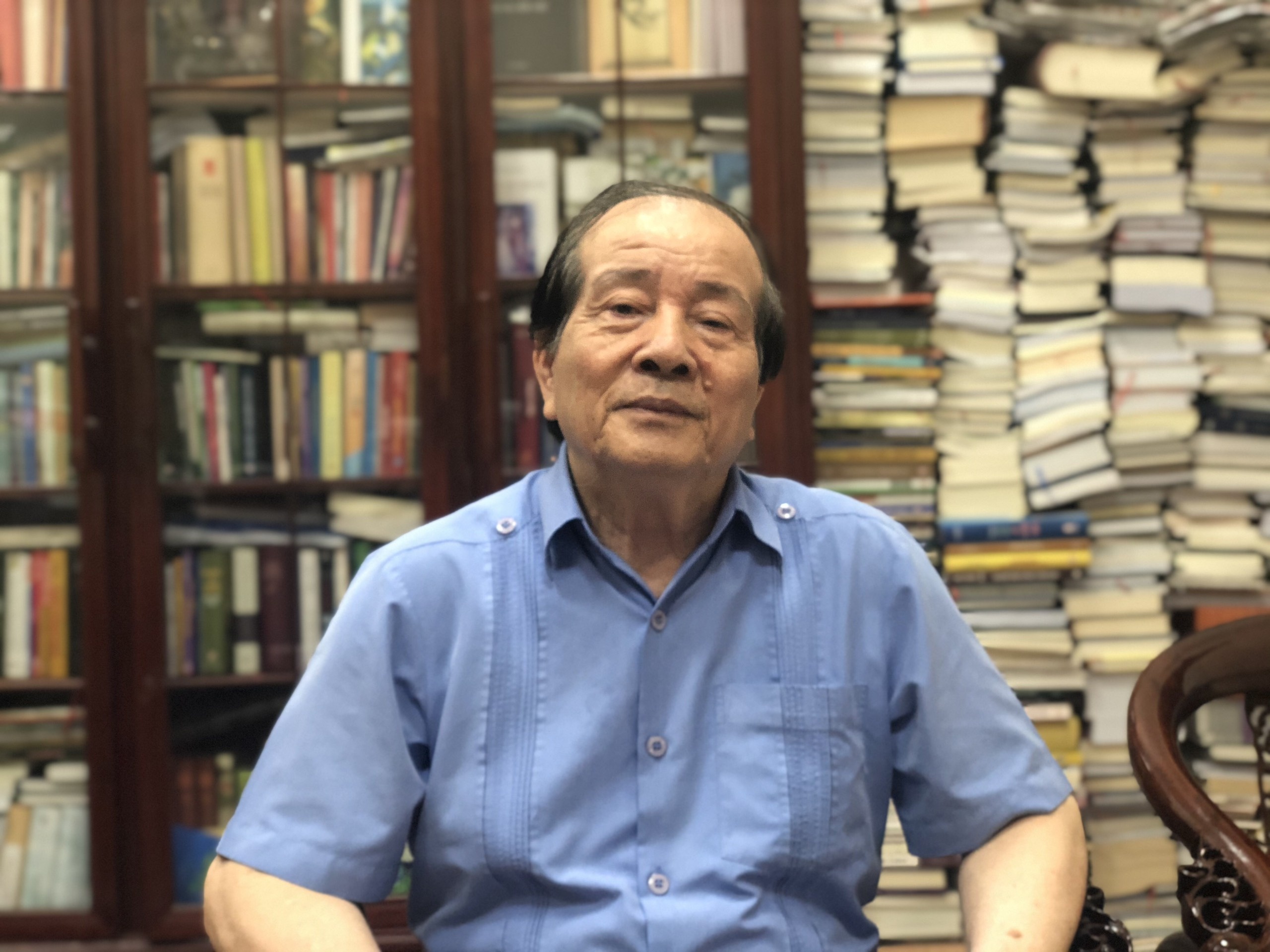 Van nghe si dong hanh cung dan toc anh 1