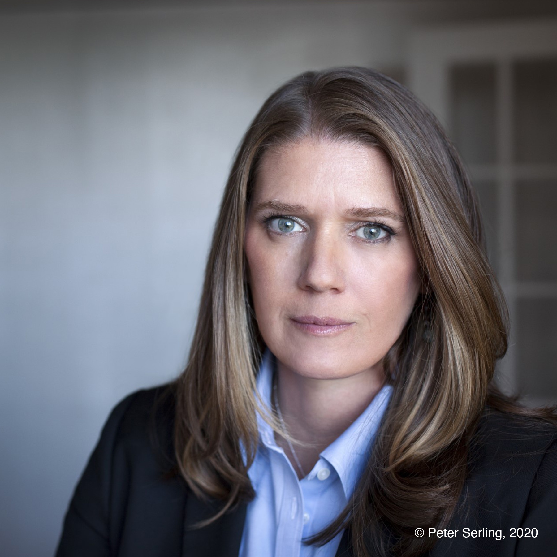 Ban quyen sach ve Tong thong Trump anh 2