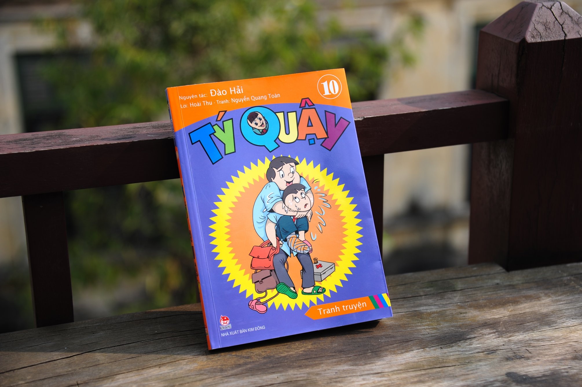 Tac gia truyen tranh an khach anh 1