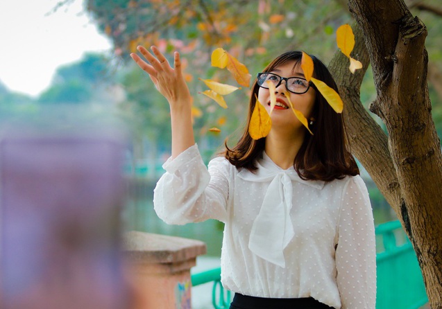 Bai khong ten so hai hinh anh