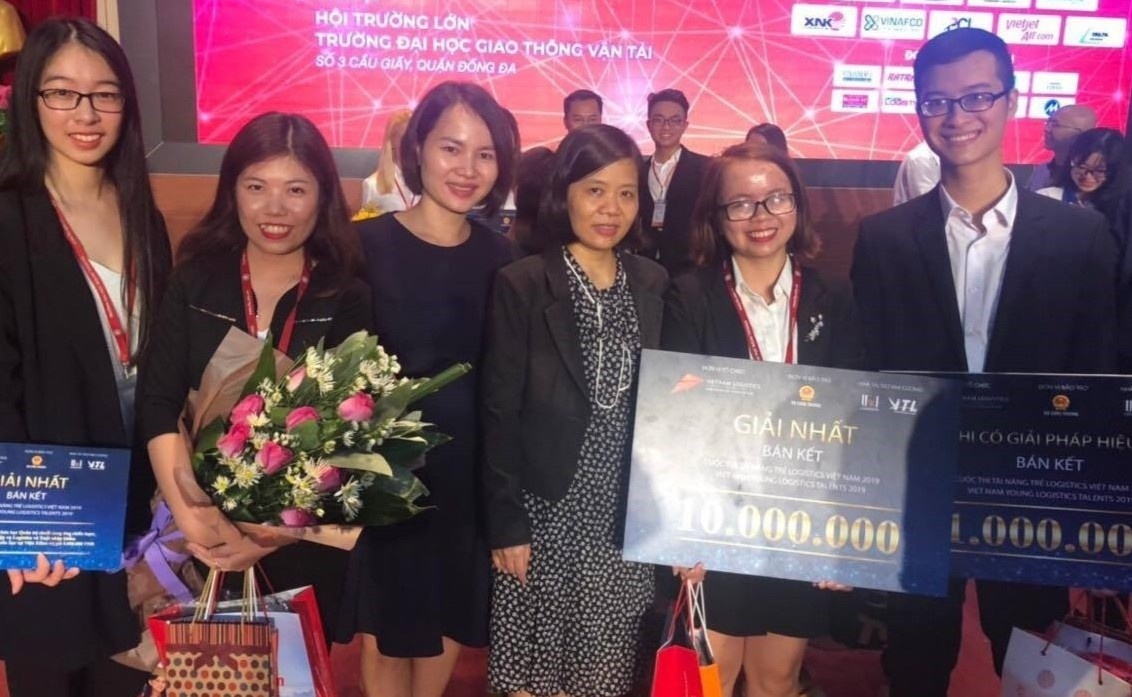 Sach ve chuyen doi so anh 1