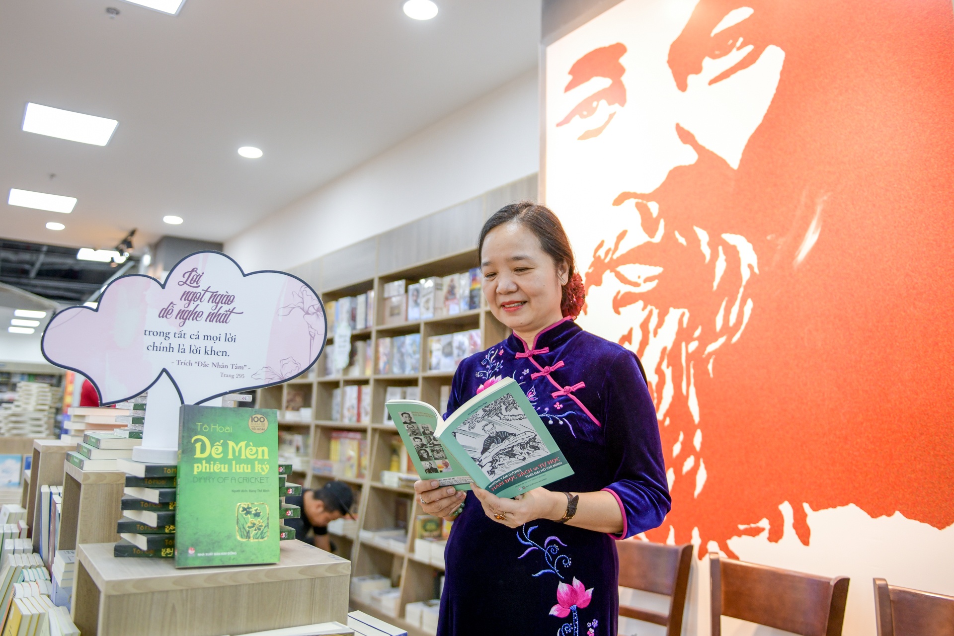 Lanh dao Hoi Xuat ban anh 2