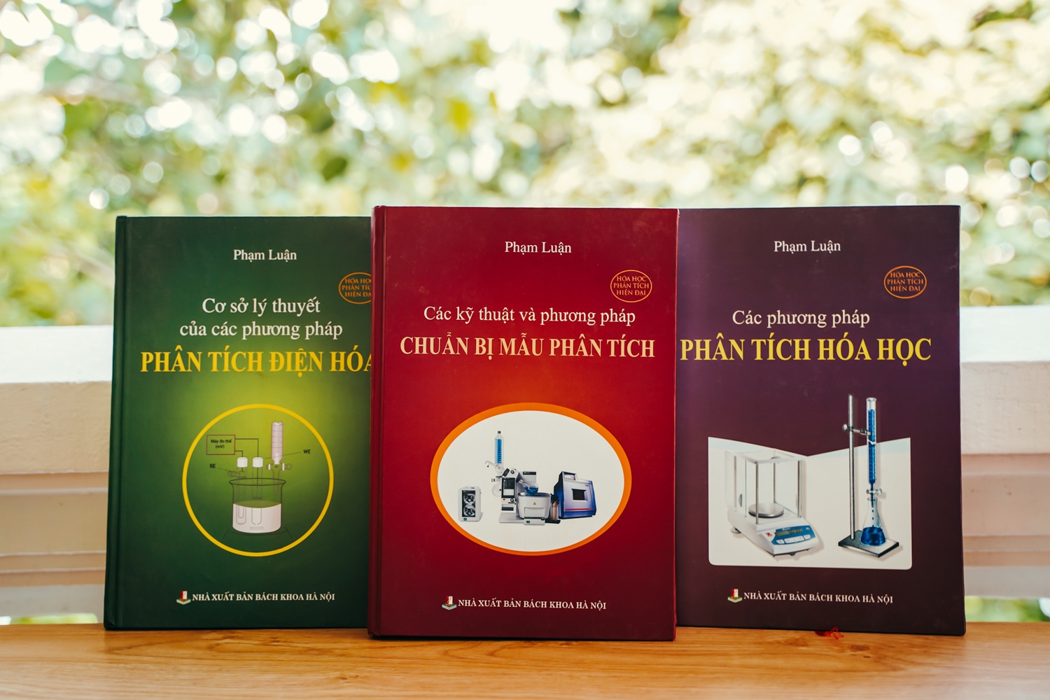 Sach khoa hoc tu nhien anh 2