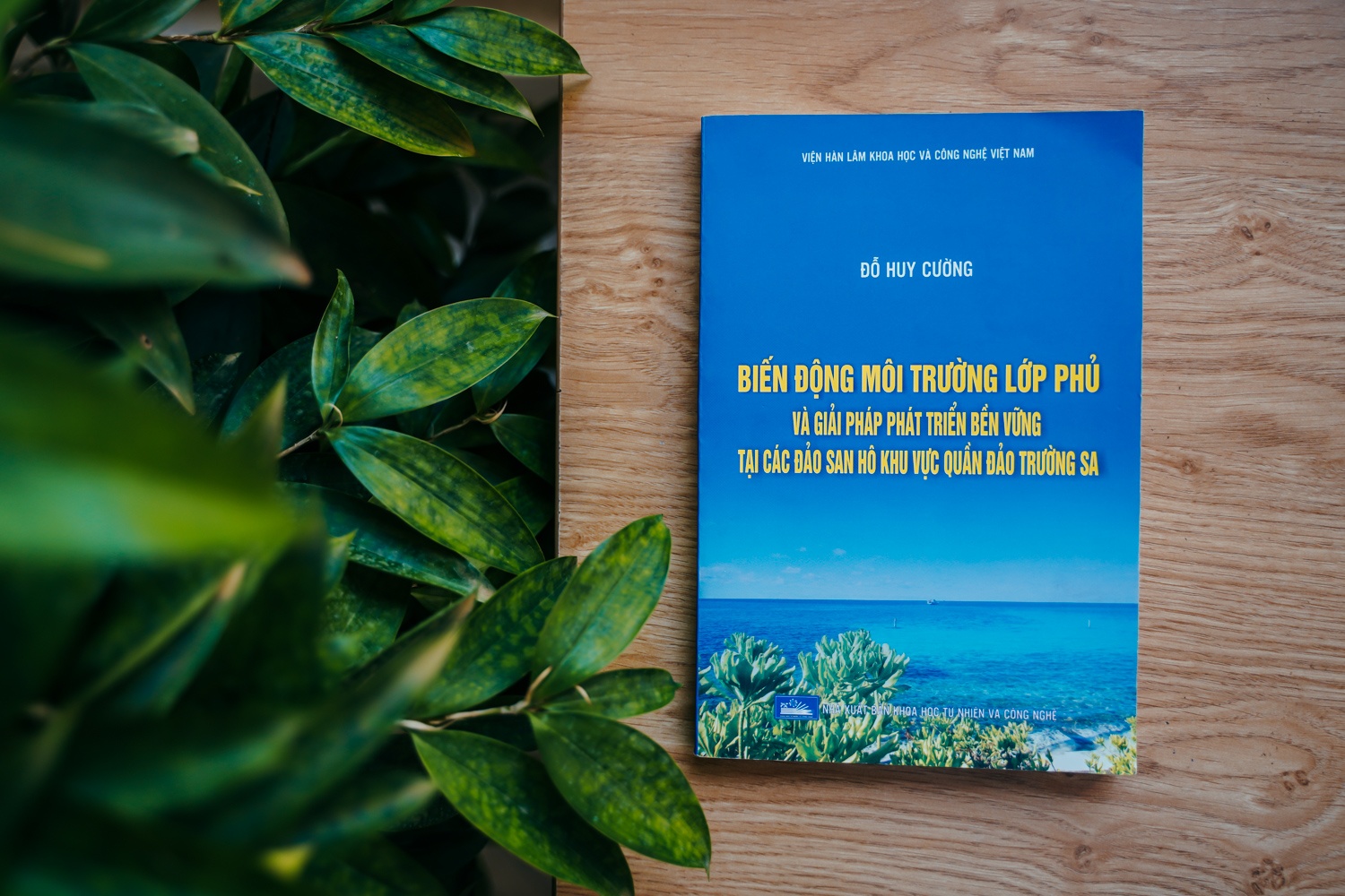 Sach khoa hoc tu nhien anh 3