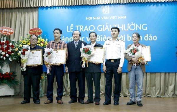 Dao chim Truong Sa anh 1