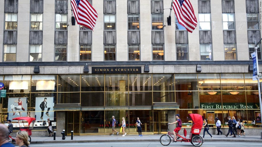 Tac gia My lo ngai 'sieu nha xuat ban' se chi phoi thi truong sach hinh anh