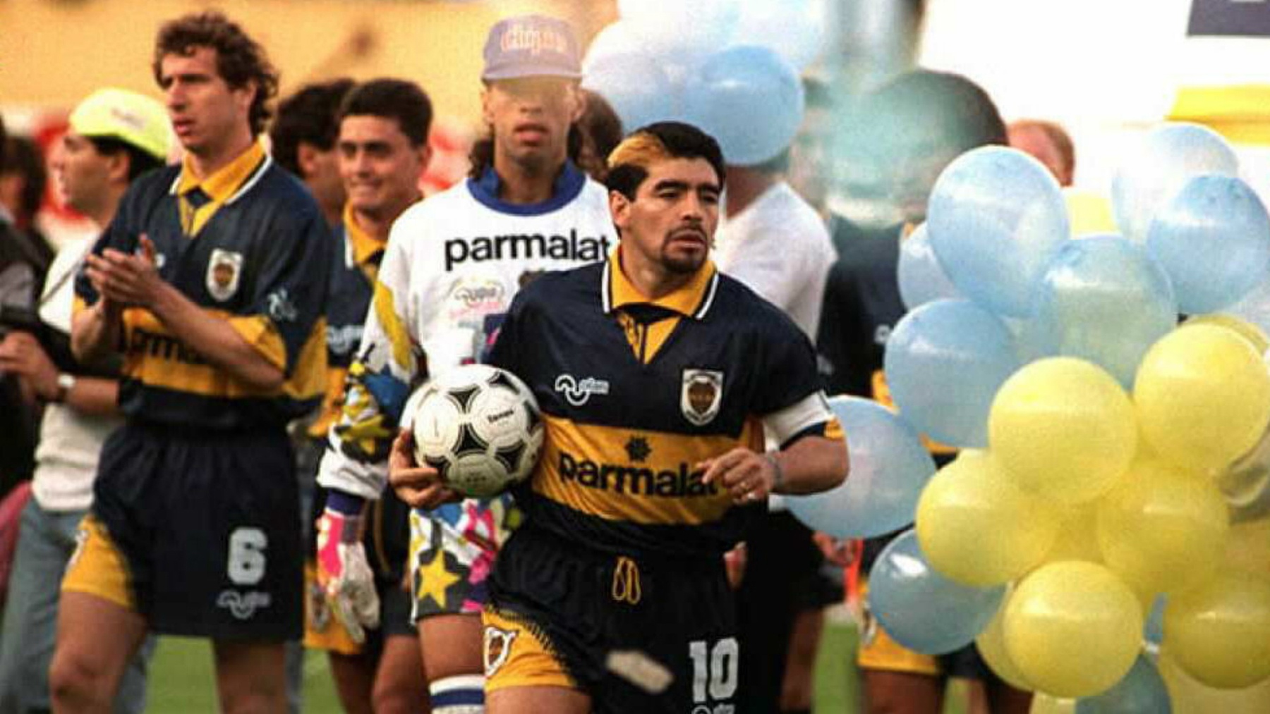 Maradona tro lai Boca anh 1