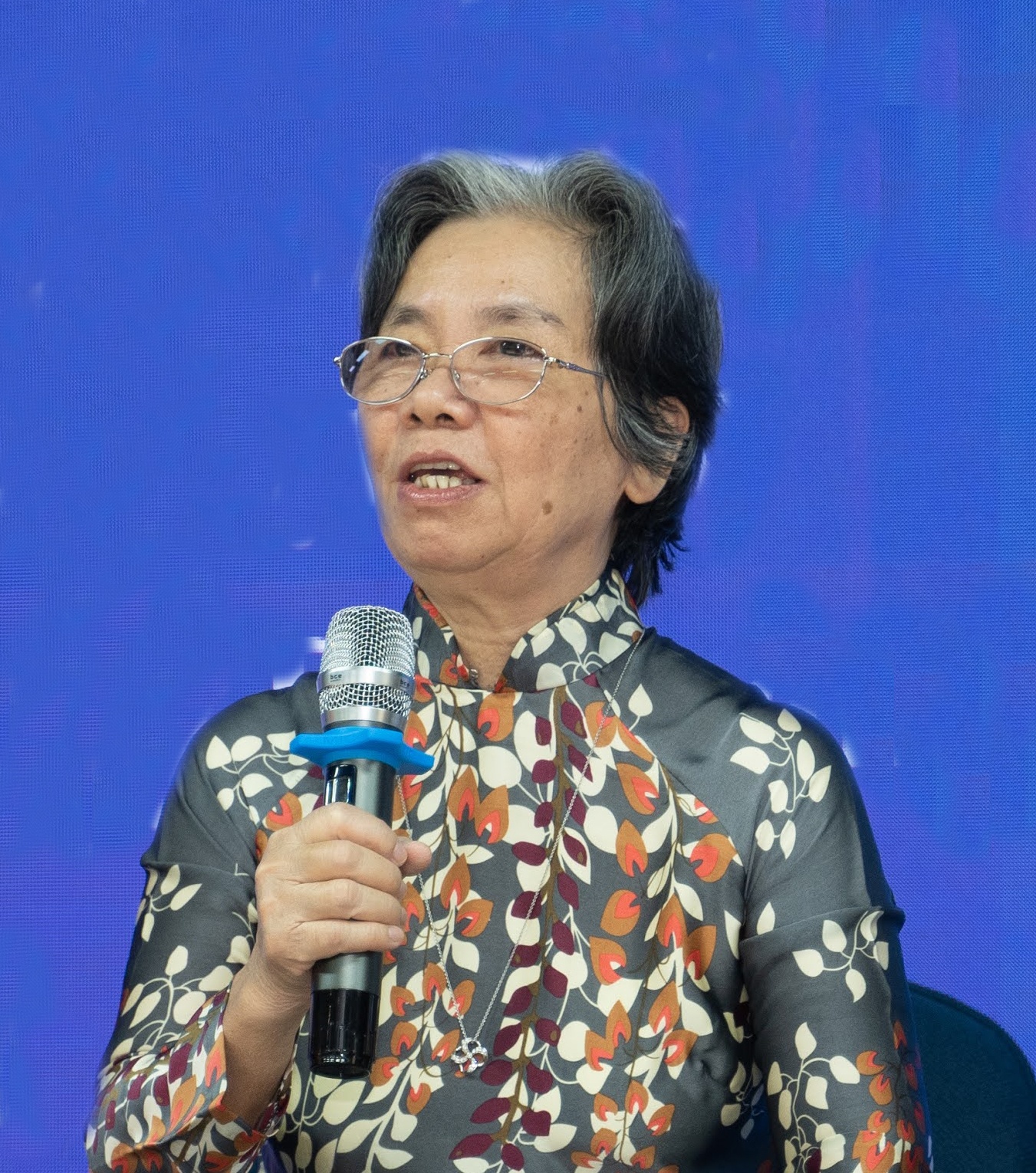 Bien tap Kinh van hoa anh 2