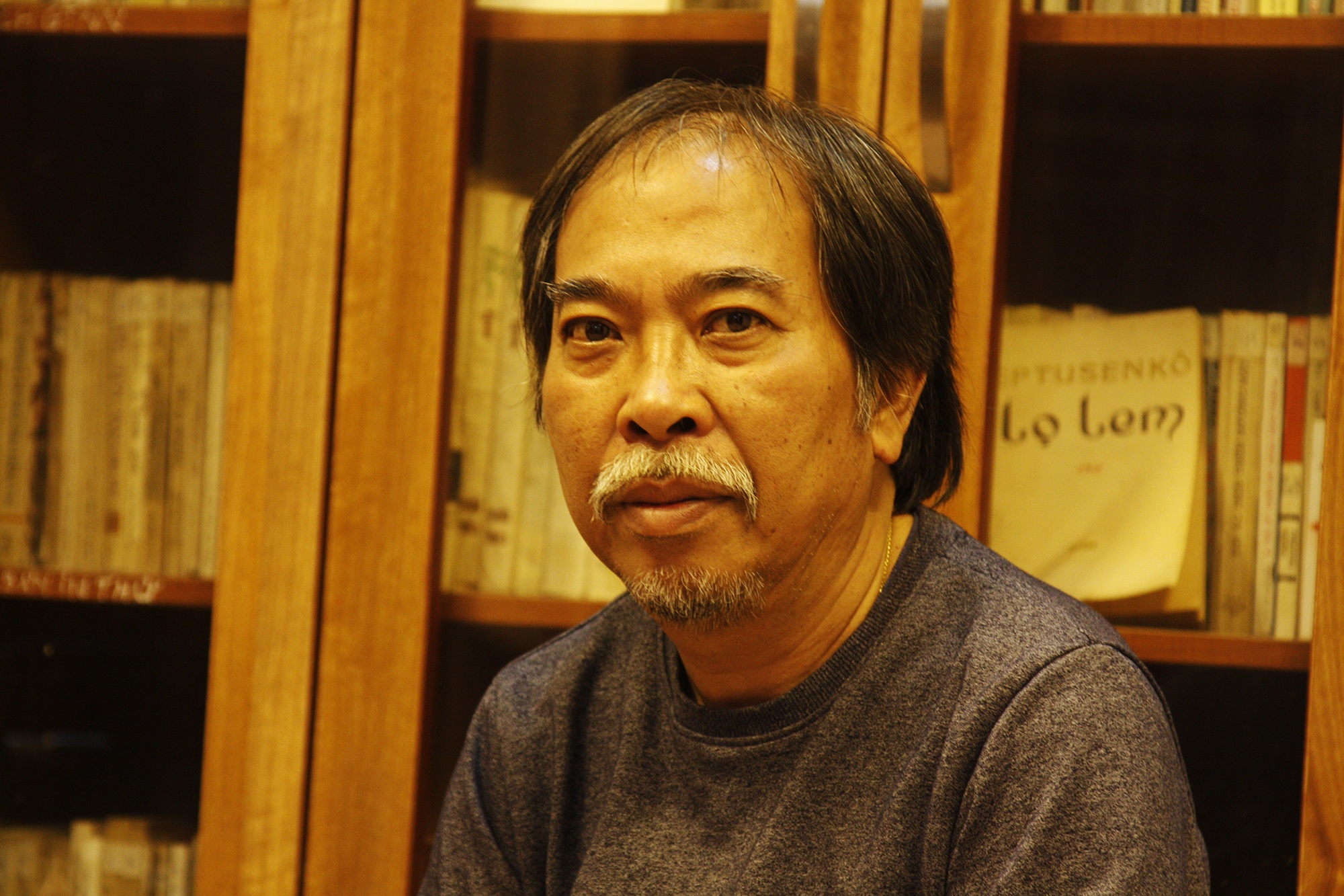 'Toi la nguoi bi mau sac thong tri' hinh anh