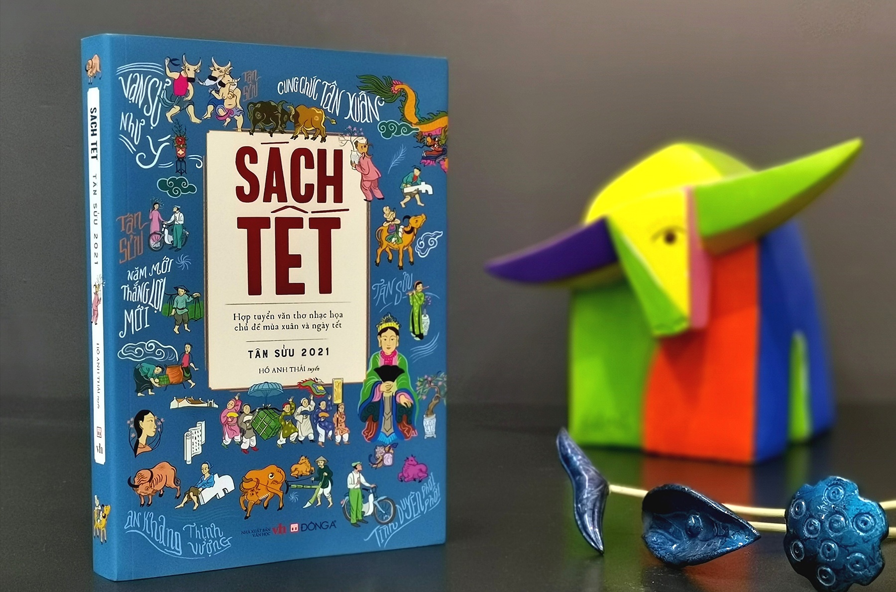 Sach Tet Tan Suu anh 1
