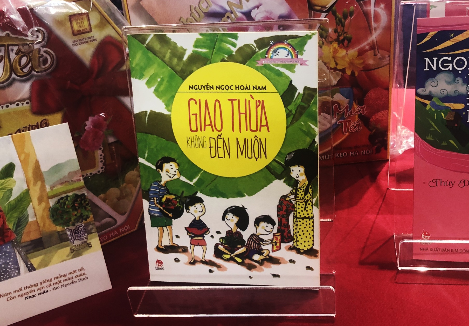 Sách Tết ảnh 2 Sach Tet anh 2