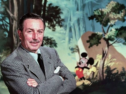 Cha de Disney - nguoi cau toan voi tung chi tiet nho hinh anh