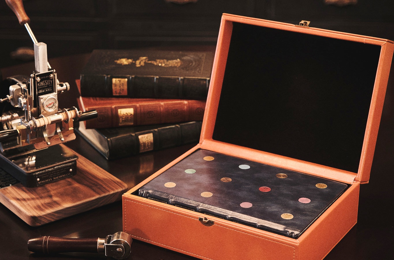 Dau gia tranh minh hoa 'Truyen ngan Nguyen Huy Thiep' hinh anh