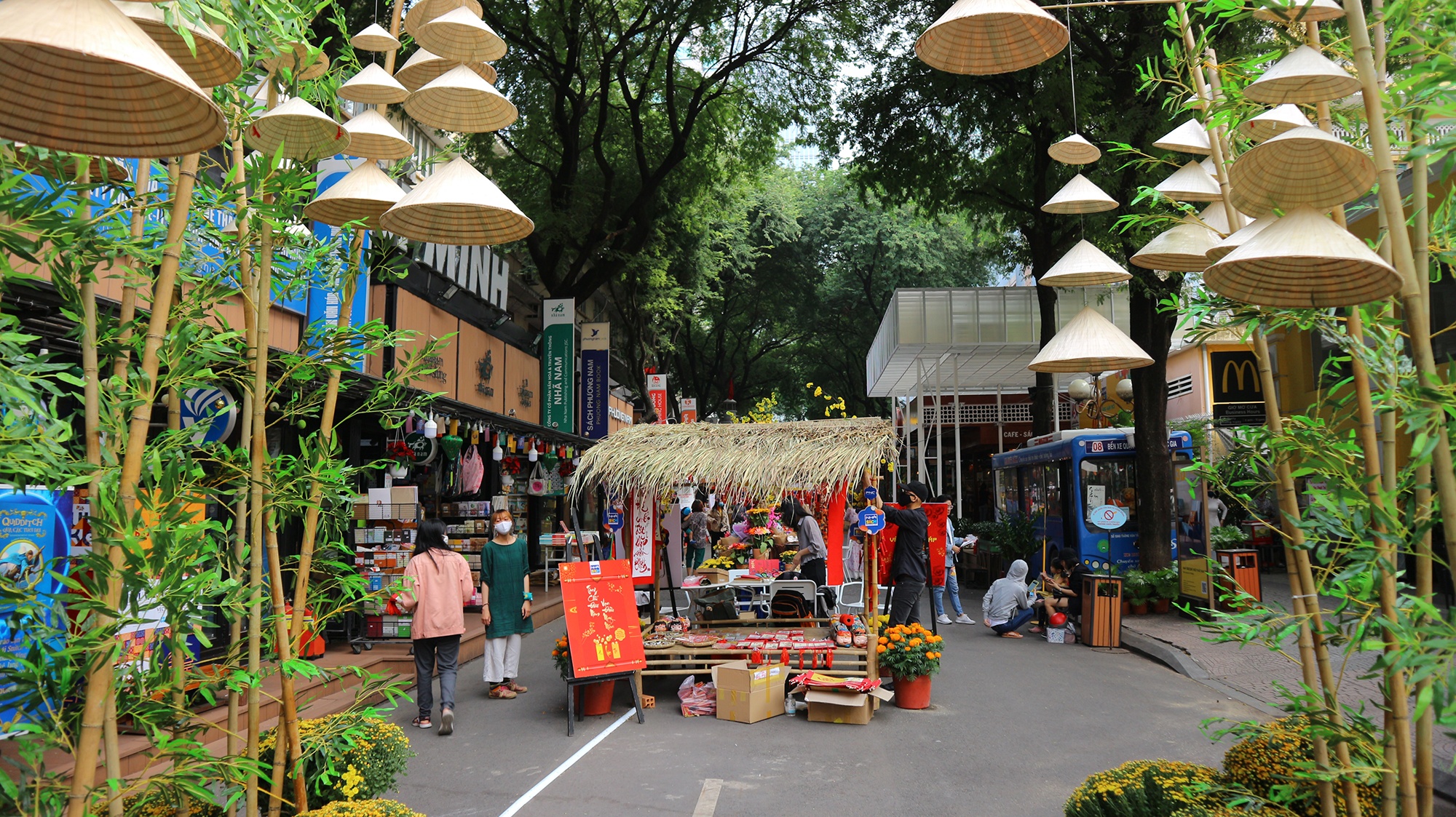 Du xuan tri thuc anh 2