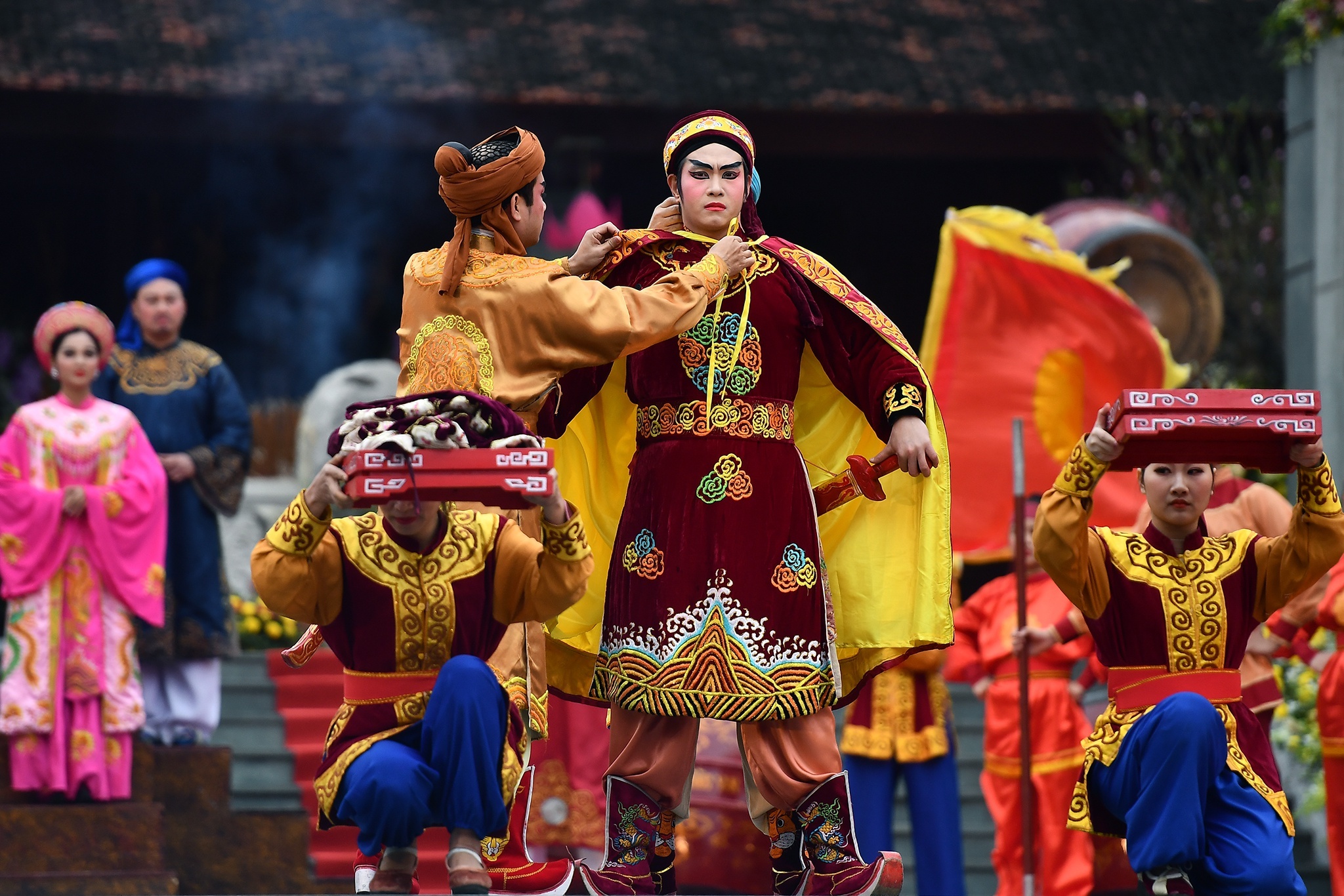 Tet som cua doi quan than toc trong lich su hinh anh