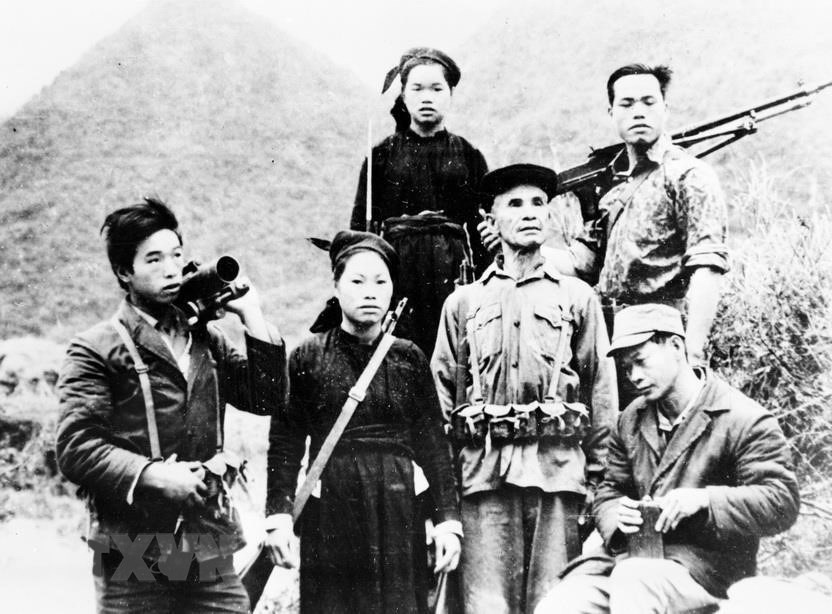 Chien tranh bien gioi phia Bac anh 8