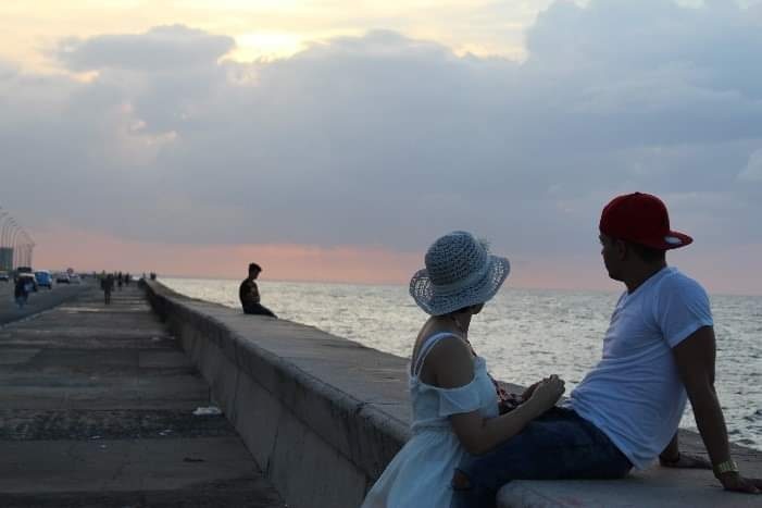 Chuyen tinh cam dong cua chang trai Viet va co gai Cuba hinh anh