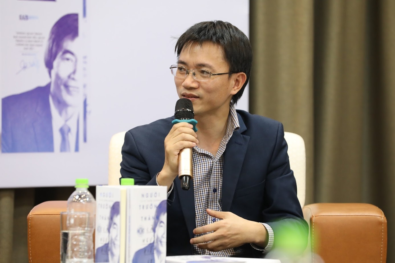 Nha bao Nguyen Tuan Anh anh 1