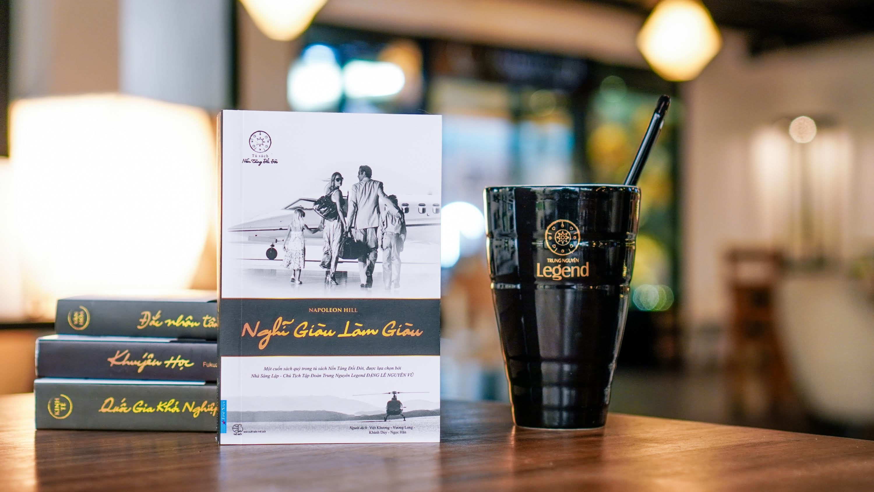 Cuon sach dem lai khat vong de thanh cong hinh anh