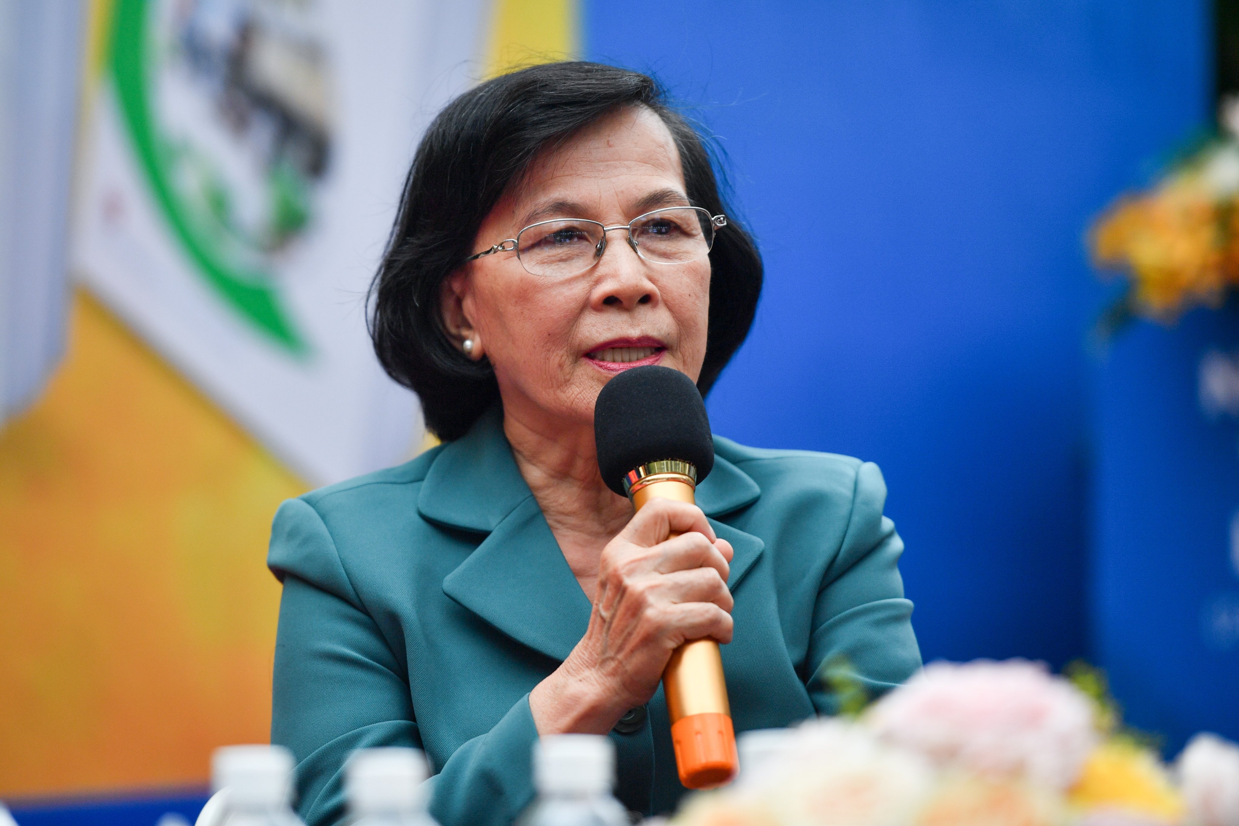 TP.HCM qua trang sach anh 2