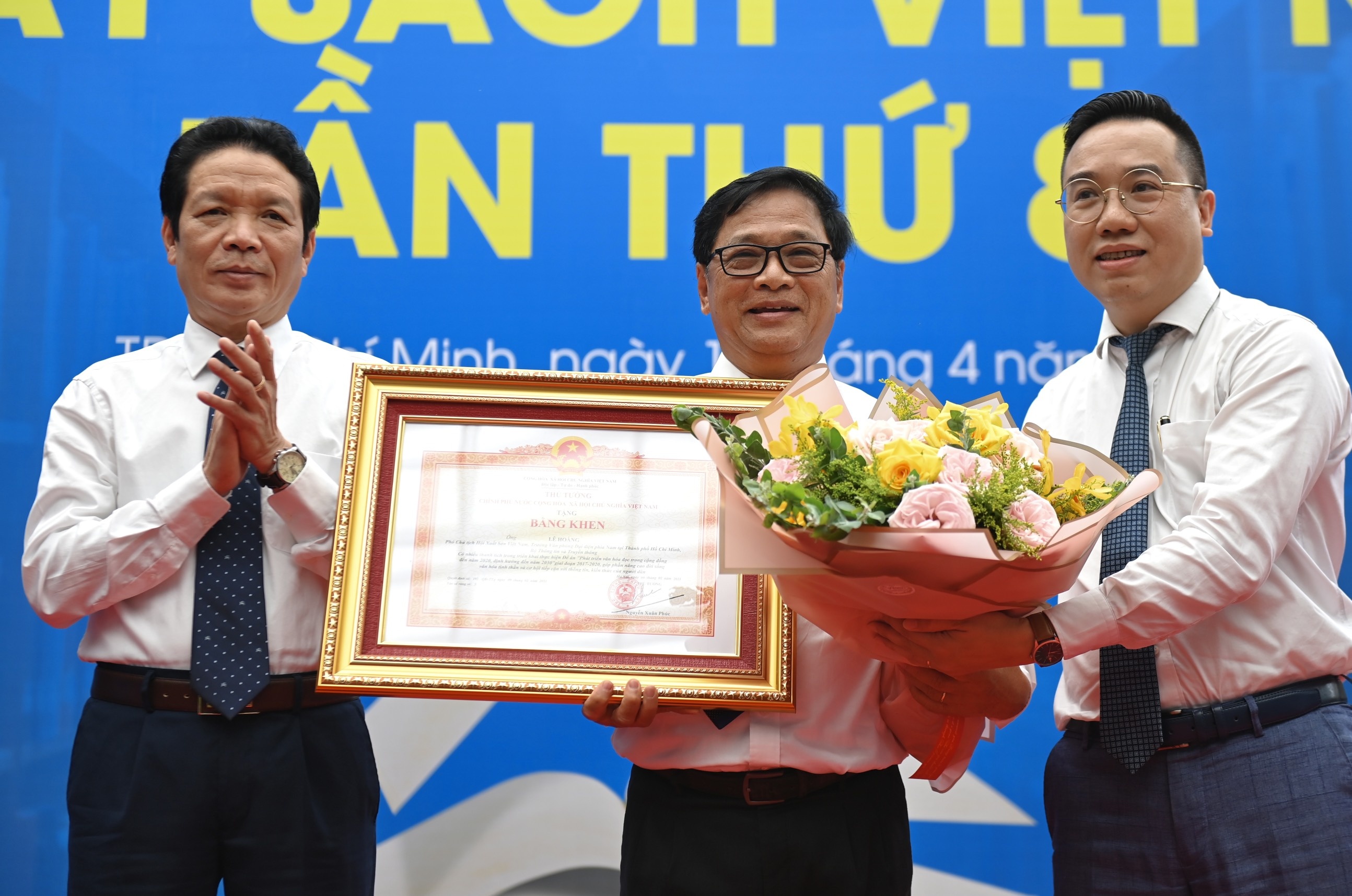 Ngay sach Viet Nam anh 6