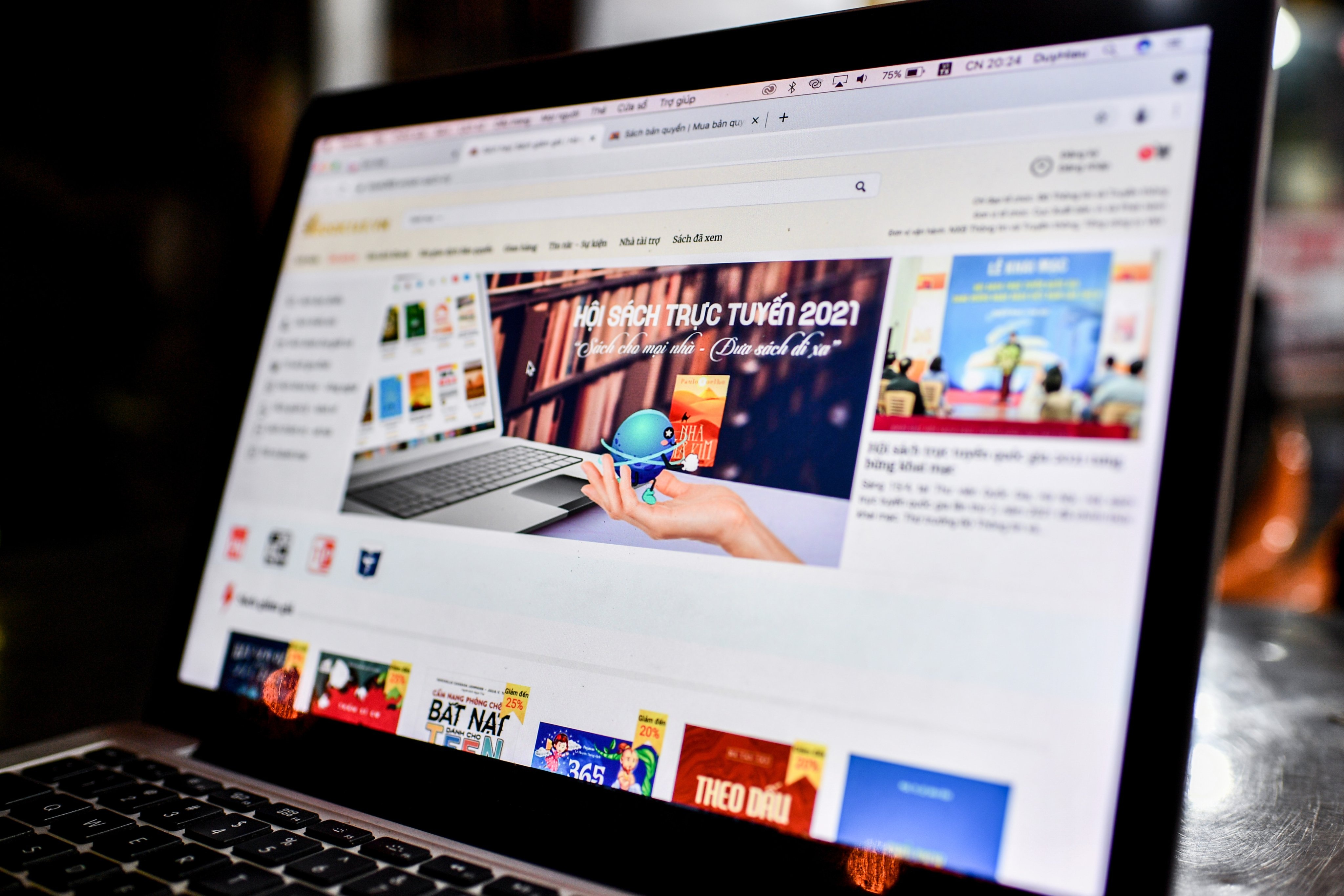 Ban sach online anh 2