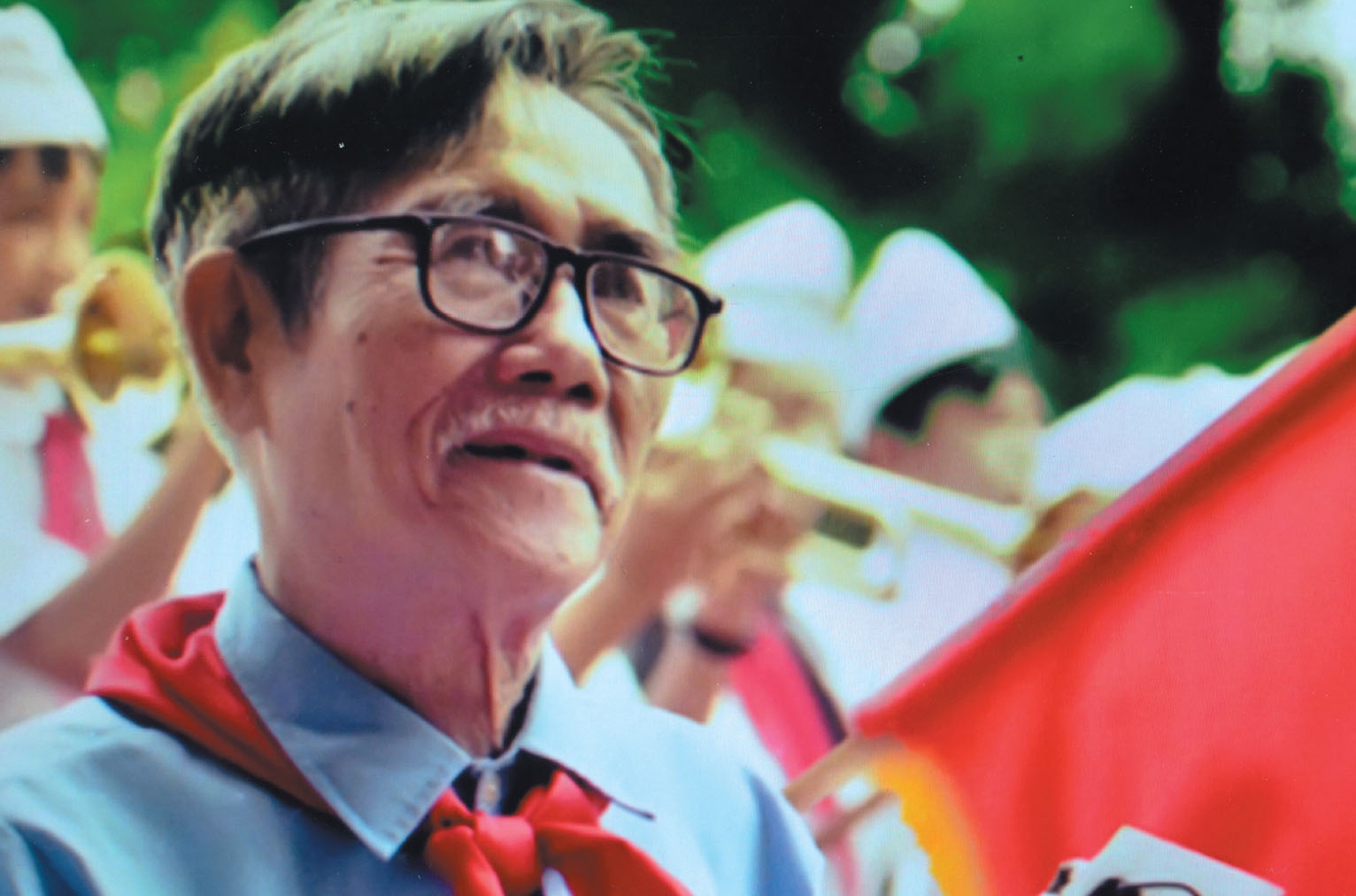 'Doi toi song nhac bay len' - hoi ky cua nhac si Phong Nha hinh anh