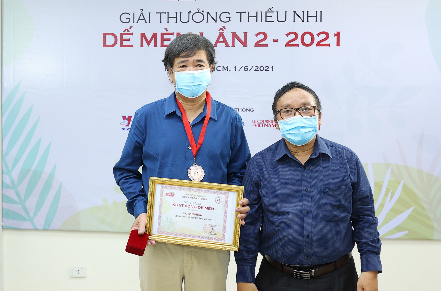 Giai thuong De Men anh 1