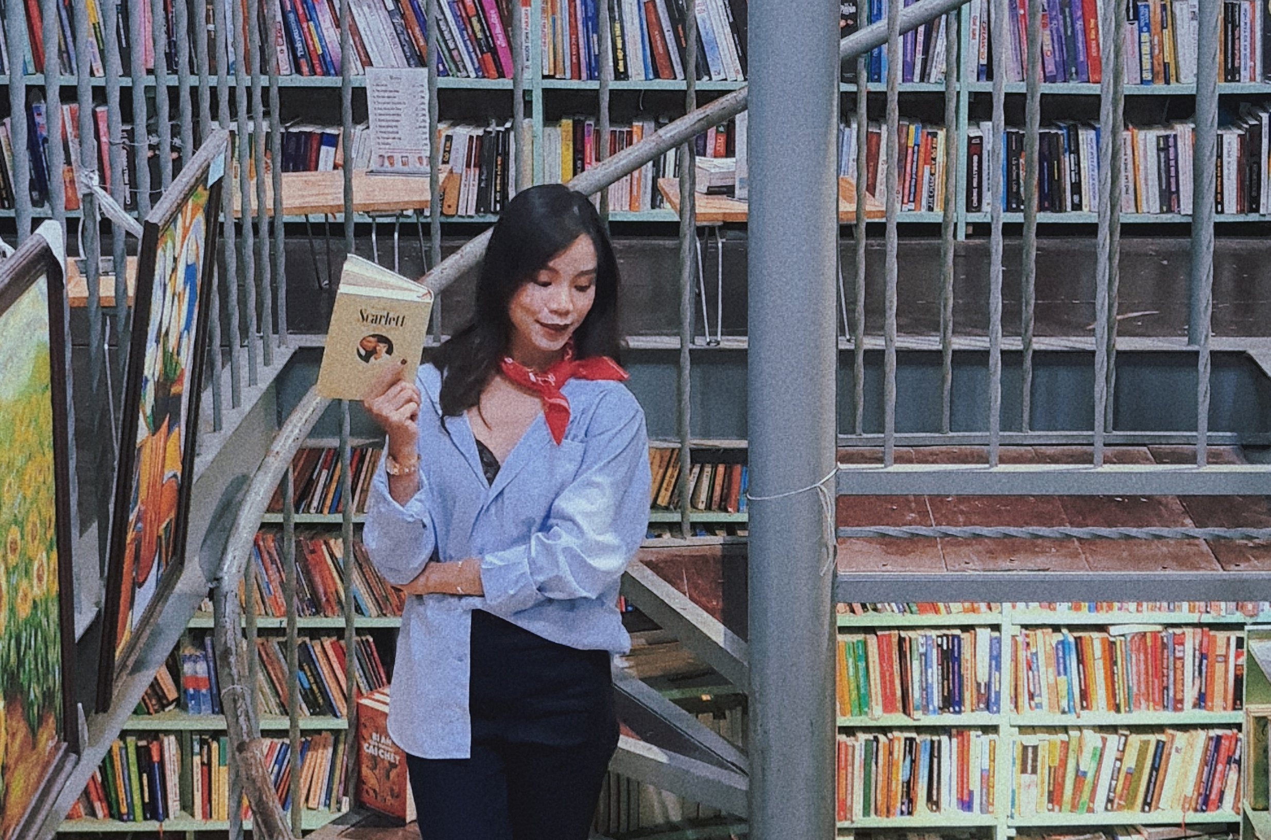 Sach va phuong tien dien tu dang 'doc' chung ta hinh anh