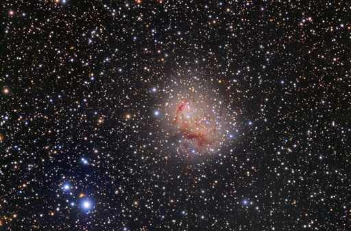 Co phai chung ta sinh ra tu bui sao? hinh anh