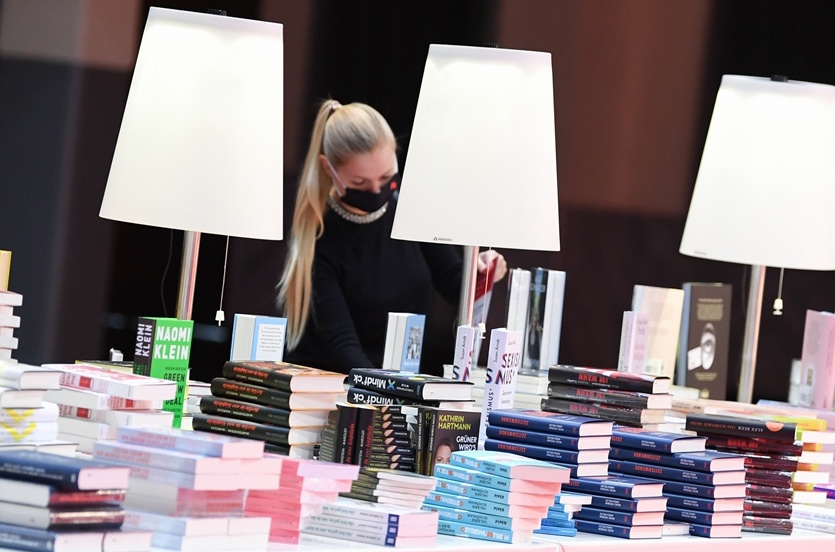 Phat hanh truc tuyen tang manh tai Duc hinh anh