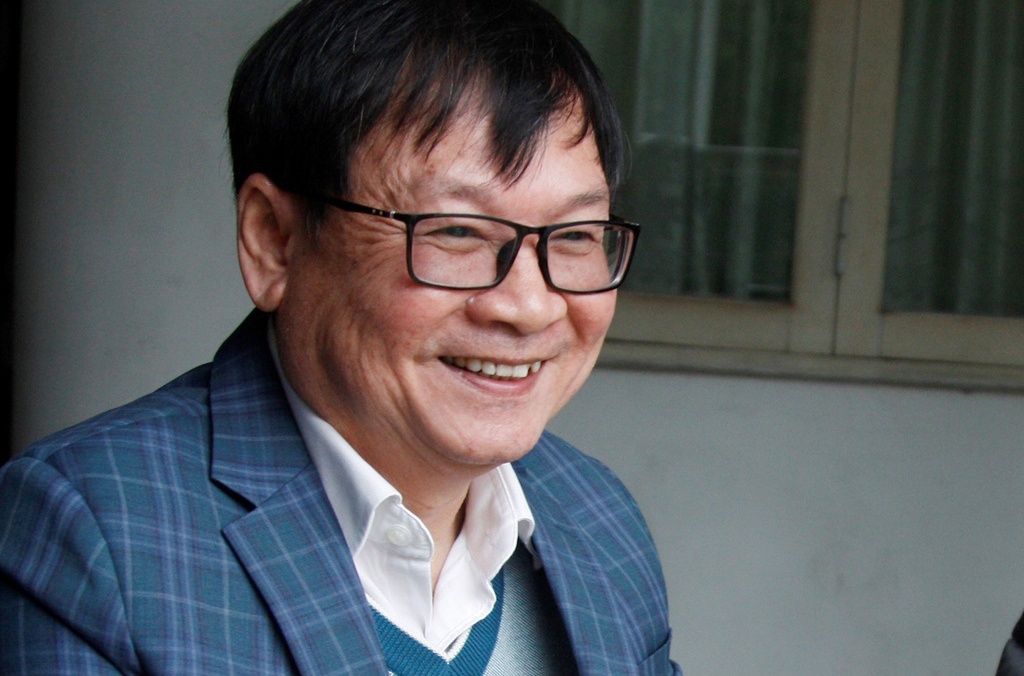 Nguoi hanh phuc trong gioi viet van hinh anh