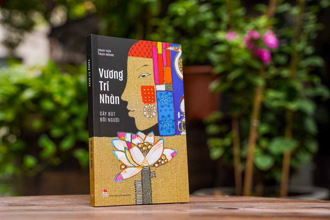 Chan dung nha van qua 'Cay but doi nguoi' hinh anh