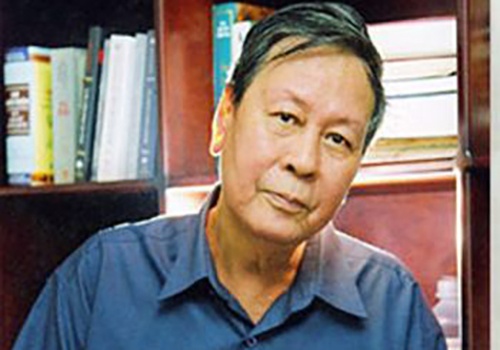 Tai nang cua nha van Nguyen Khai hinh anh