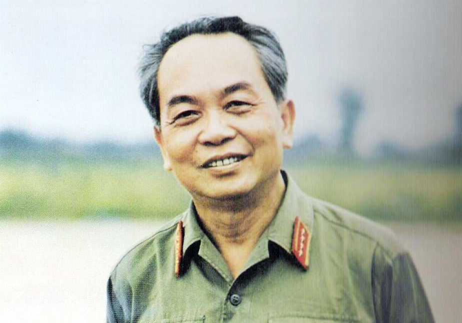 Phat hanh, tai ban sach hay ve Dai tuong Vo Nguyen Giap hinh anh