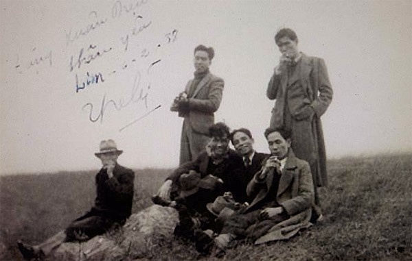 Gia dinh van chuong anh 1