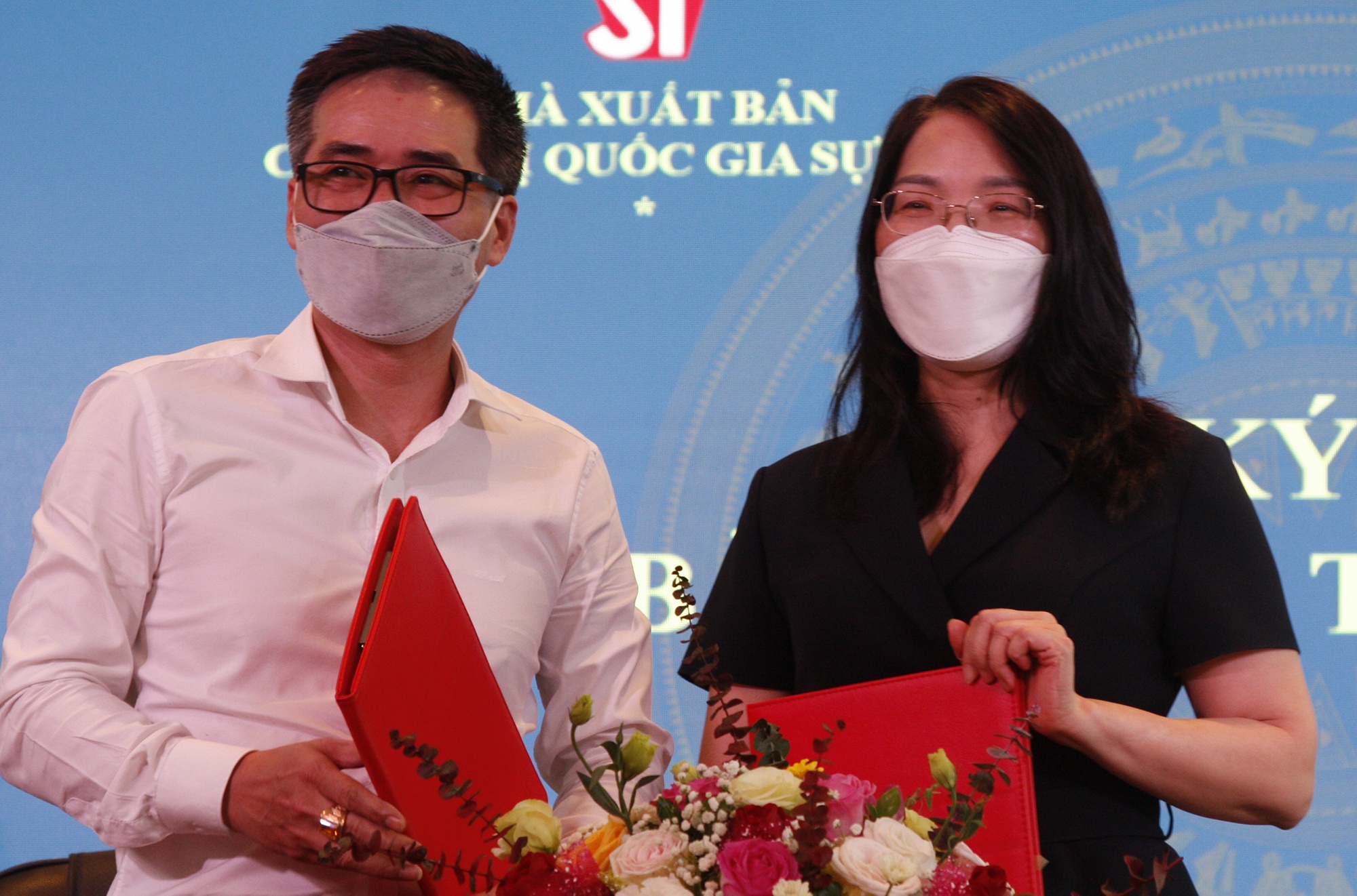 Hop tac bao ve ban quyen anh 2