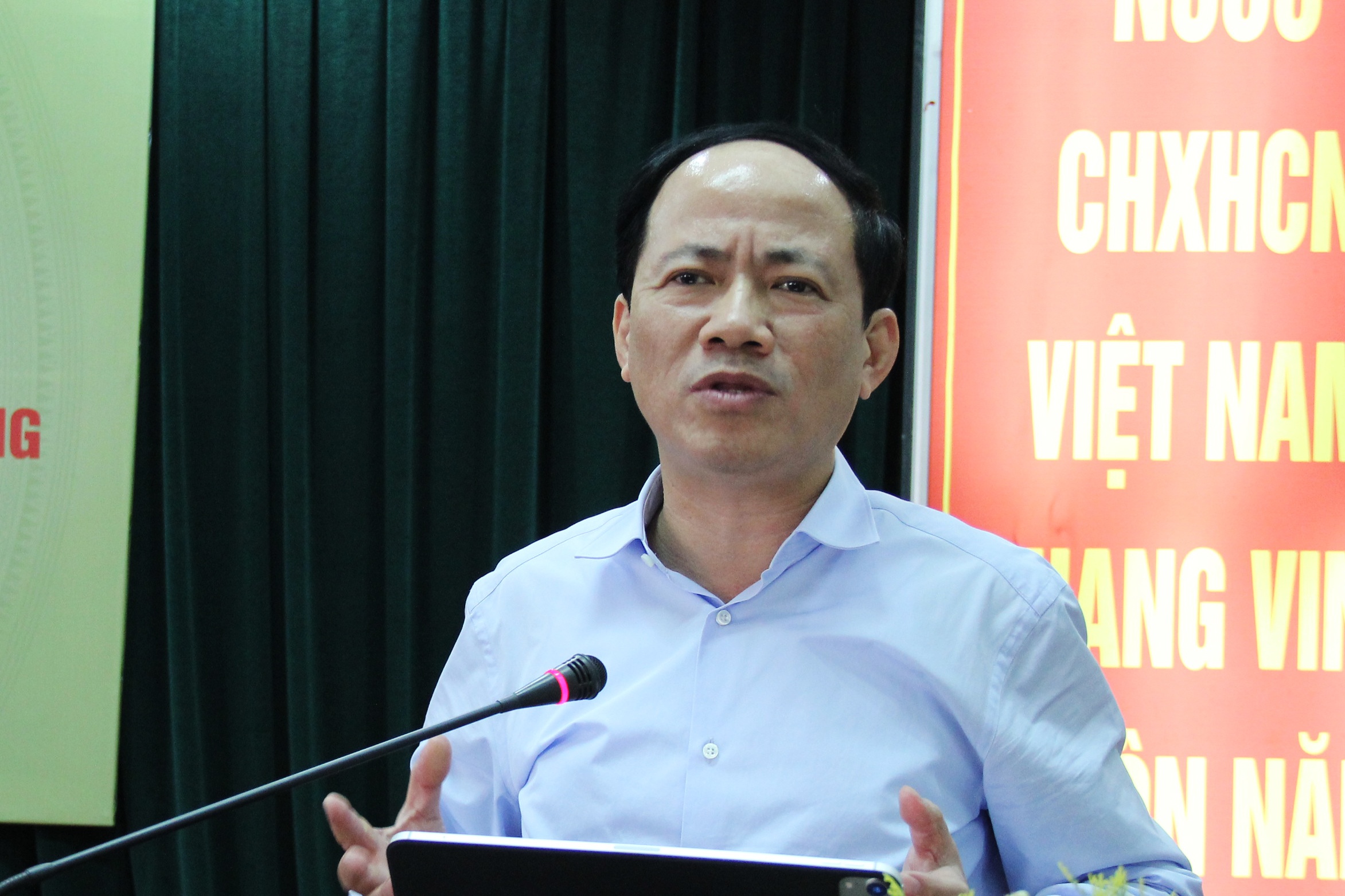 Giai phap cho thi truong xuat ban la phat trien van hoa doc hinh anh